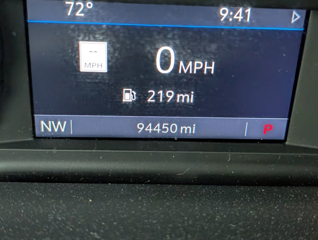 Used 2021 Chevrolet Suburban RST w/ Luxury Package image 18