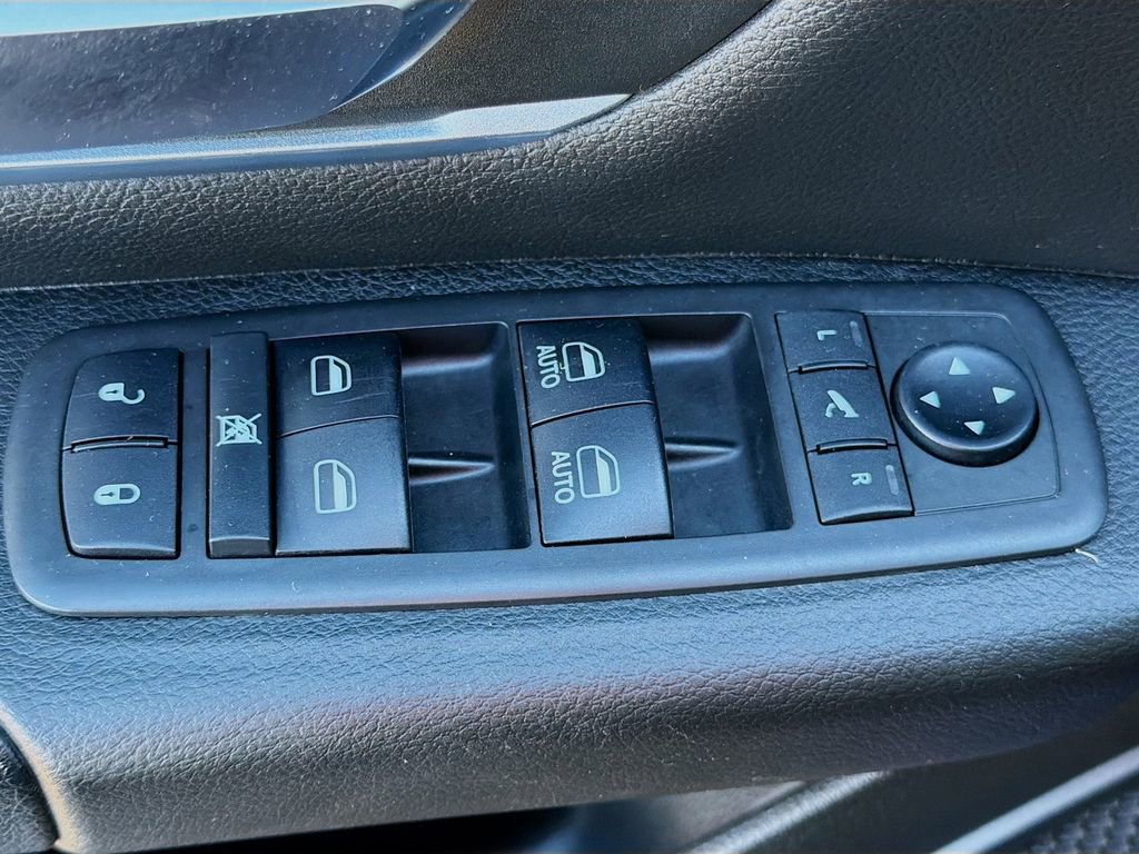 Used 2019 RAM 1500 Big Horn image 25