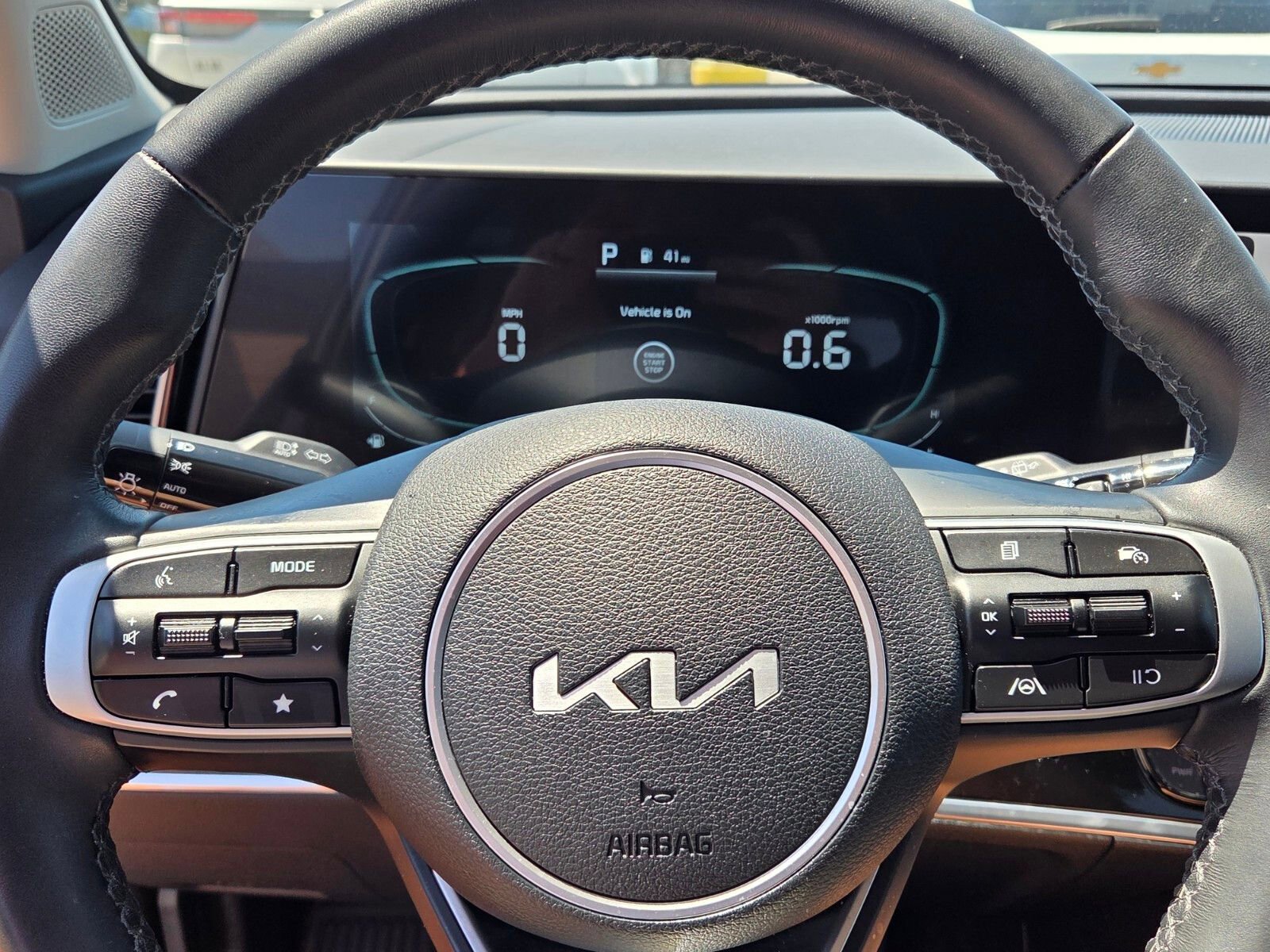 Used 2025 Kia Sportage EX FWD image 25