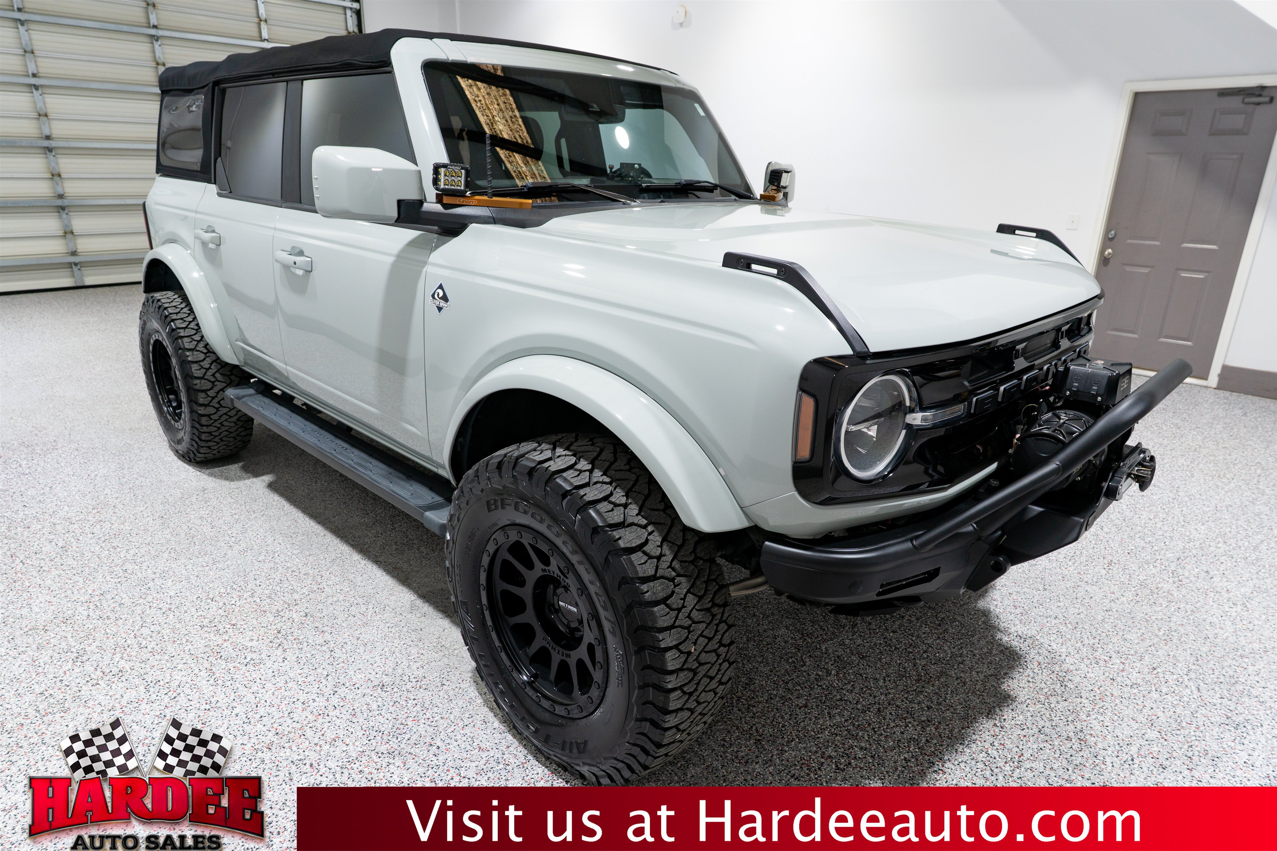 Used 2023 Ford Bronco Outer Banks AWD/4WD image 6