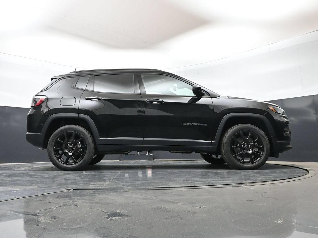 New 2026 Jeep Compass Latitude AWD/4WD image 45