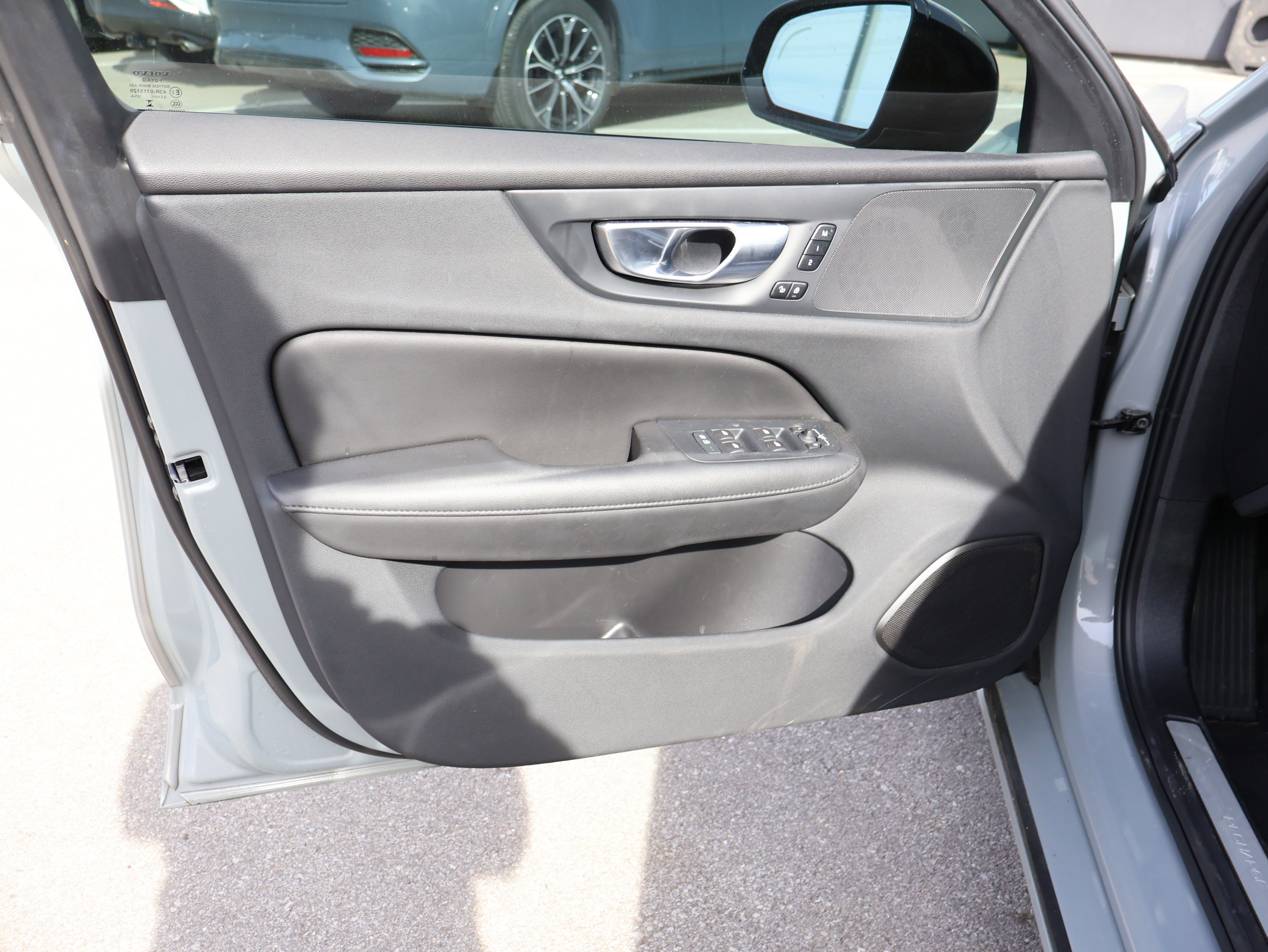 Used 2024 Volvo S60 T8 Plus w/ Climate Package image 20