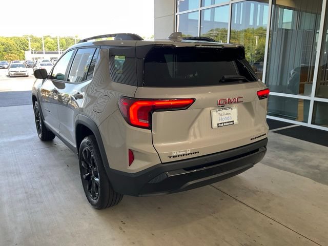 Used 2026 GMC Terrain Elevation w/ Elevation Premium Package FWD image 19