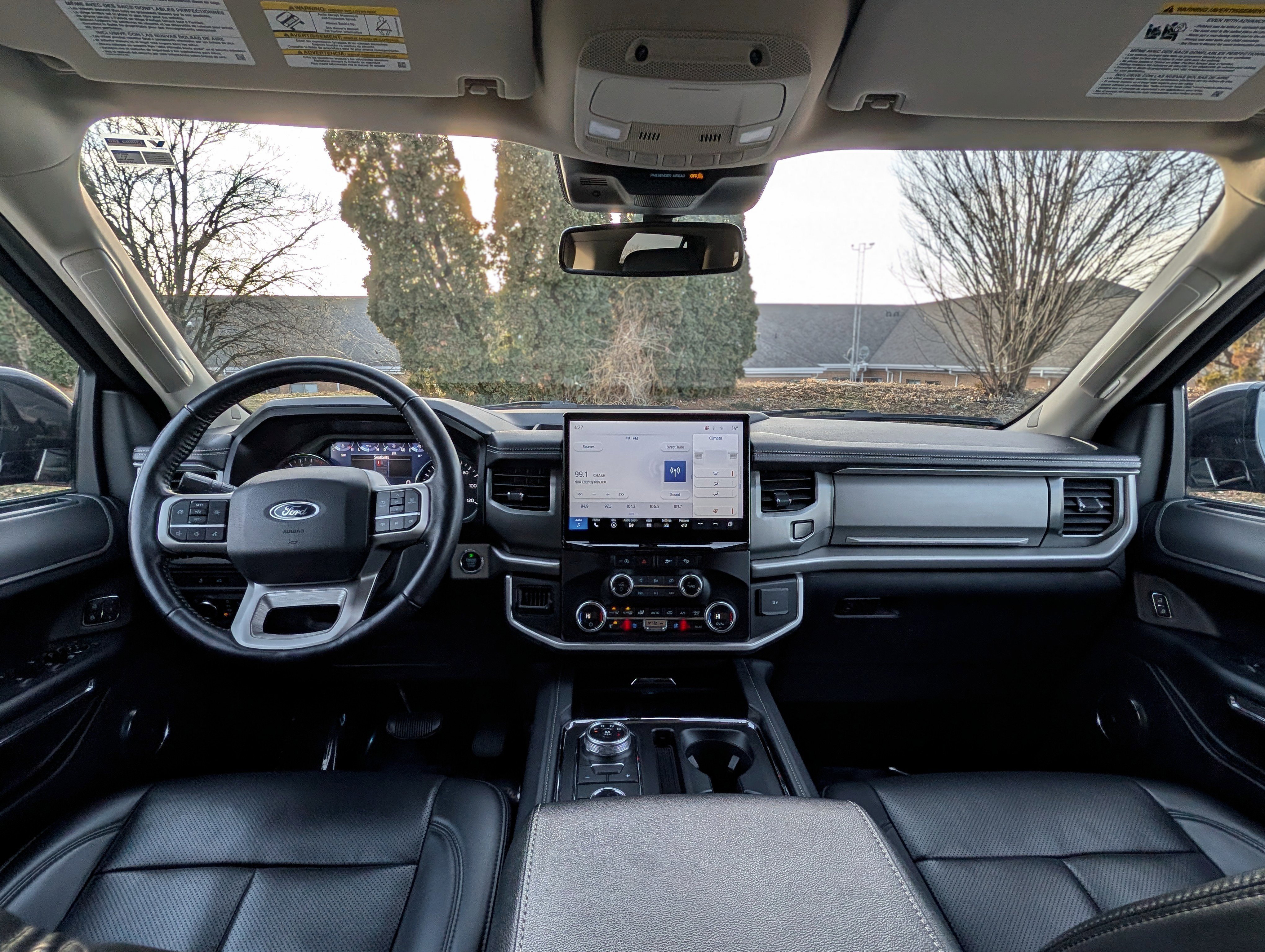 Used 2024 Ford Expedition Max XLT image 13