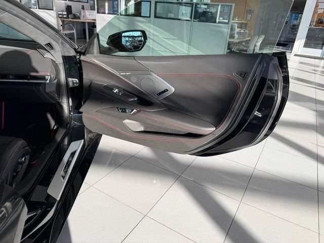 Used 2021 Chevrolet Corvette Stingray Premium Cpe w/ Z51 Performance Package RWD image 12