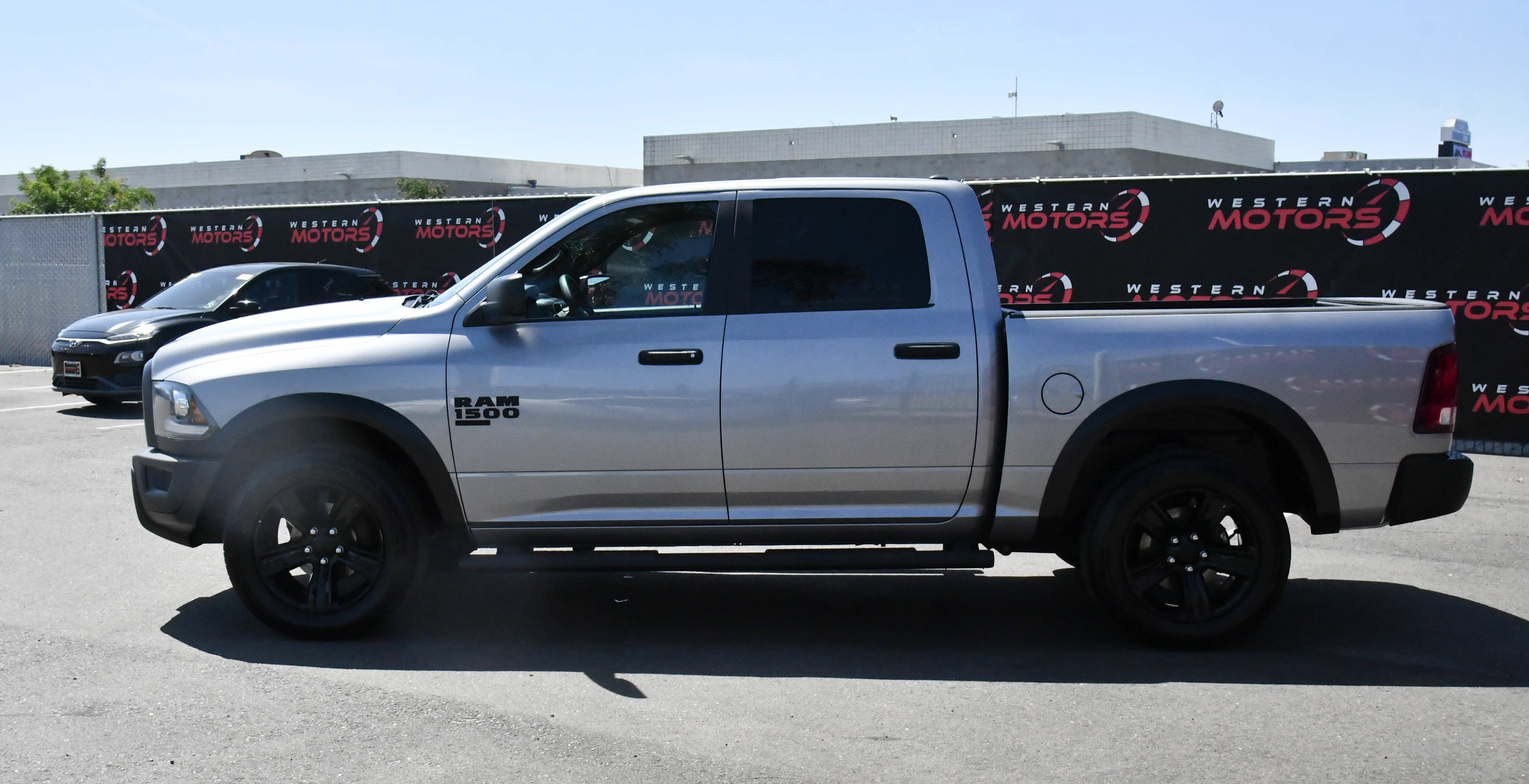 Used 2023 RAM 1500 Classic Warlock AWD/4WD image 4