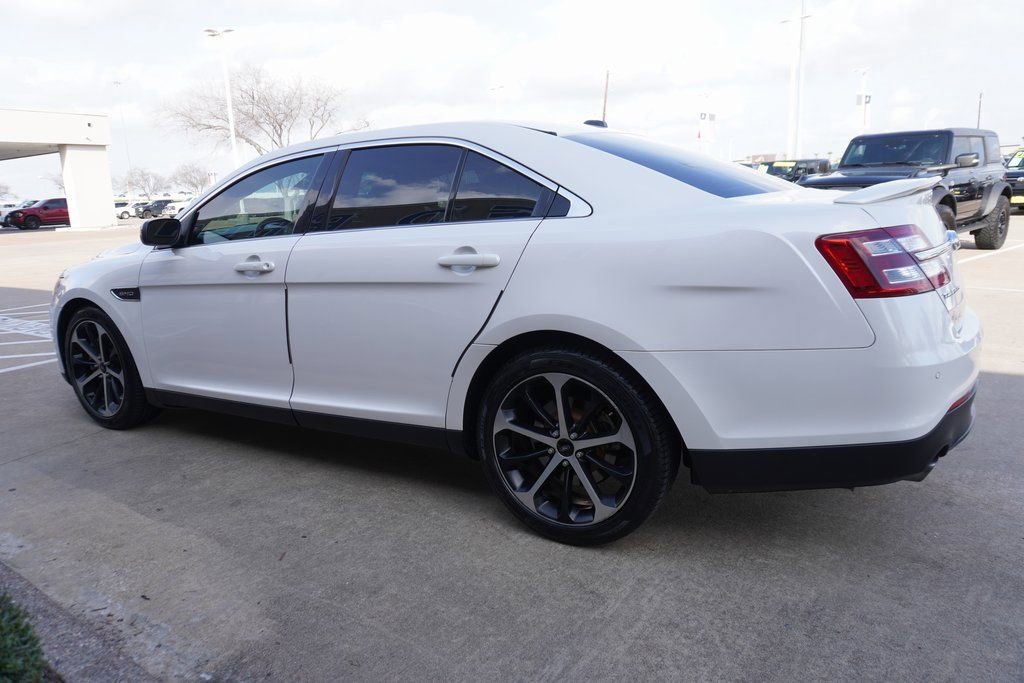 Used 2016 Ford Taurus SHO w/ Equipment Group 401A image 4