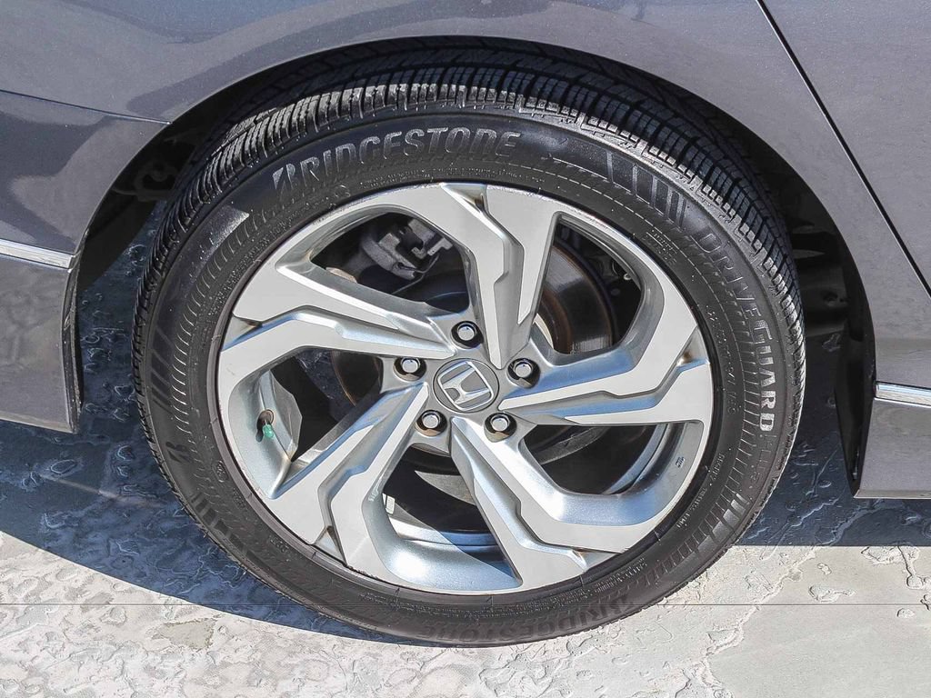 Certified 2018 Honda Accord EX image 9