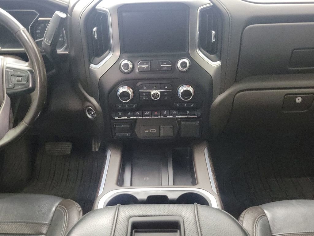 Used 2020 GMC Sierra 3500 Denali w/ Denali Ultimate Package image 24