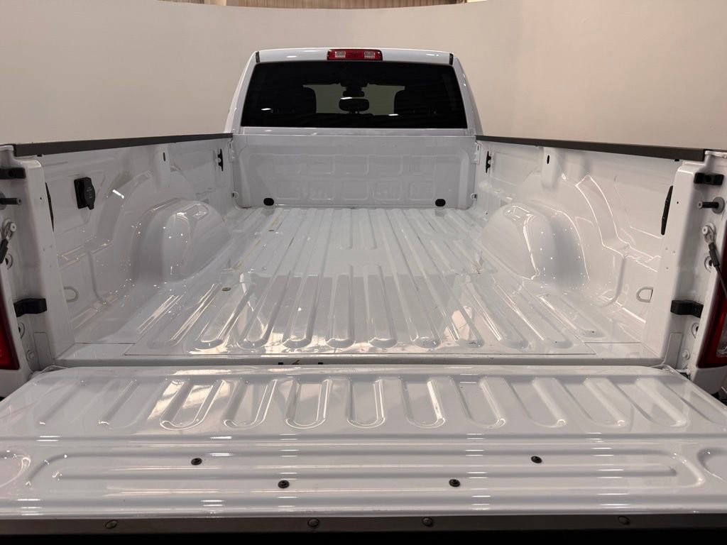 Used 2022 RAM 3500 Big Horn image 12