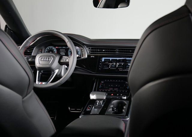 New 2026 Audi Q8 Prestige image 13