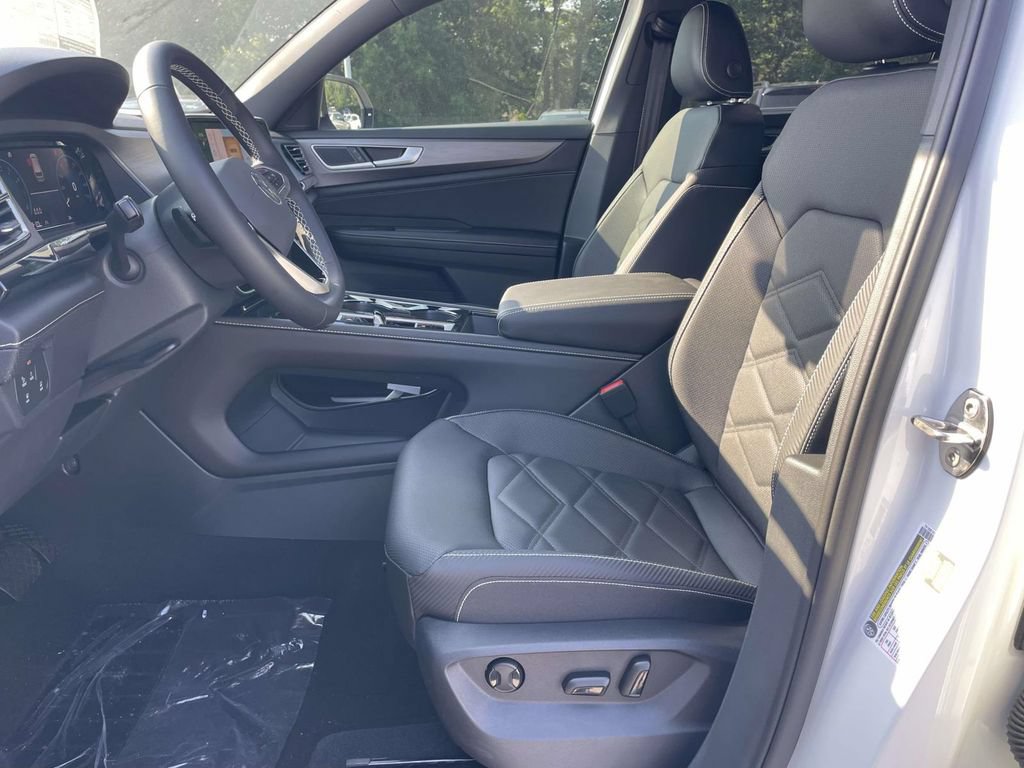 New 2026 Volkswagen Atlas Cross Sport SE FWD image 15