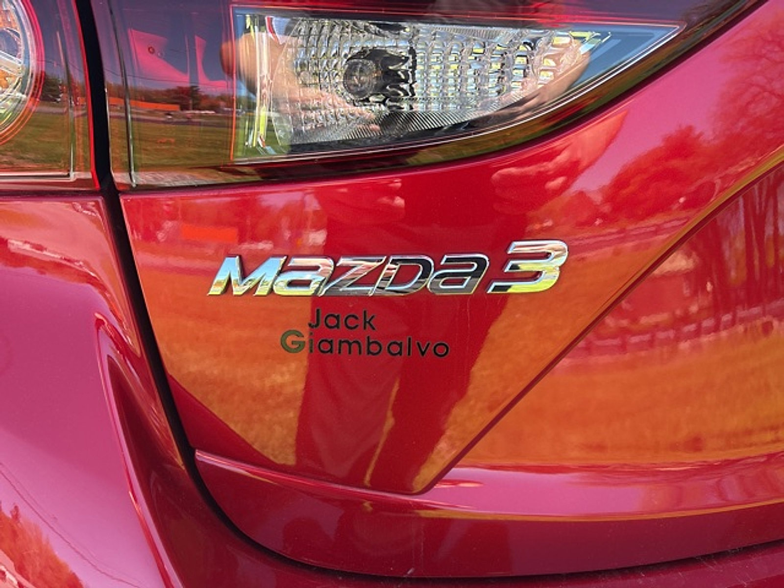 Used 2018 MAZDA MAZDA3 Touring FWD image 10