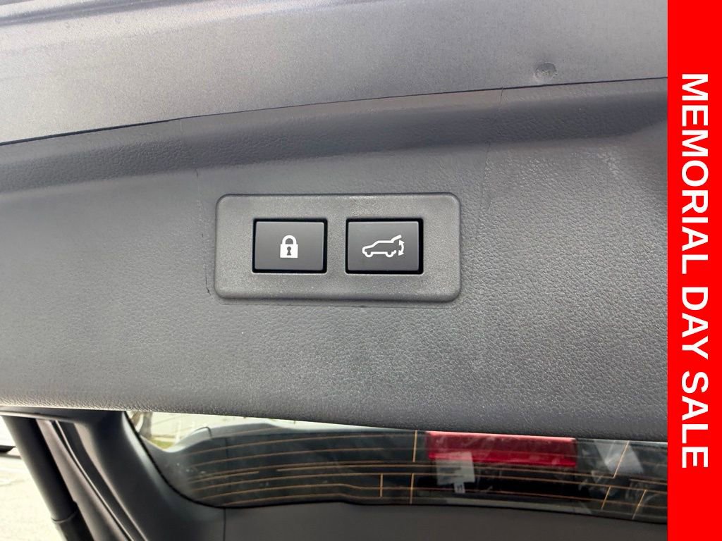 Used 2025 Subaru Outback Onyx Edition w/ Popular Package #2 AWD/4WD image 7