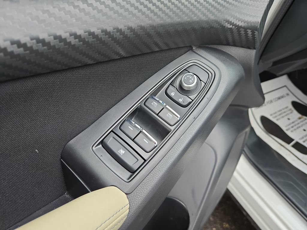 Used 2025 Subaru Ascent Premium w/ Premium Package AWD/4WD image 13