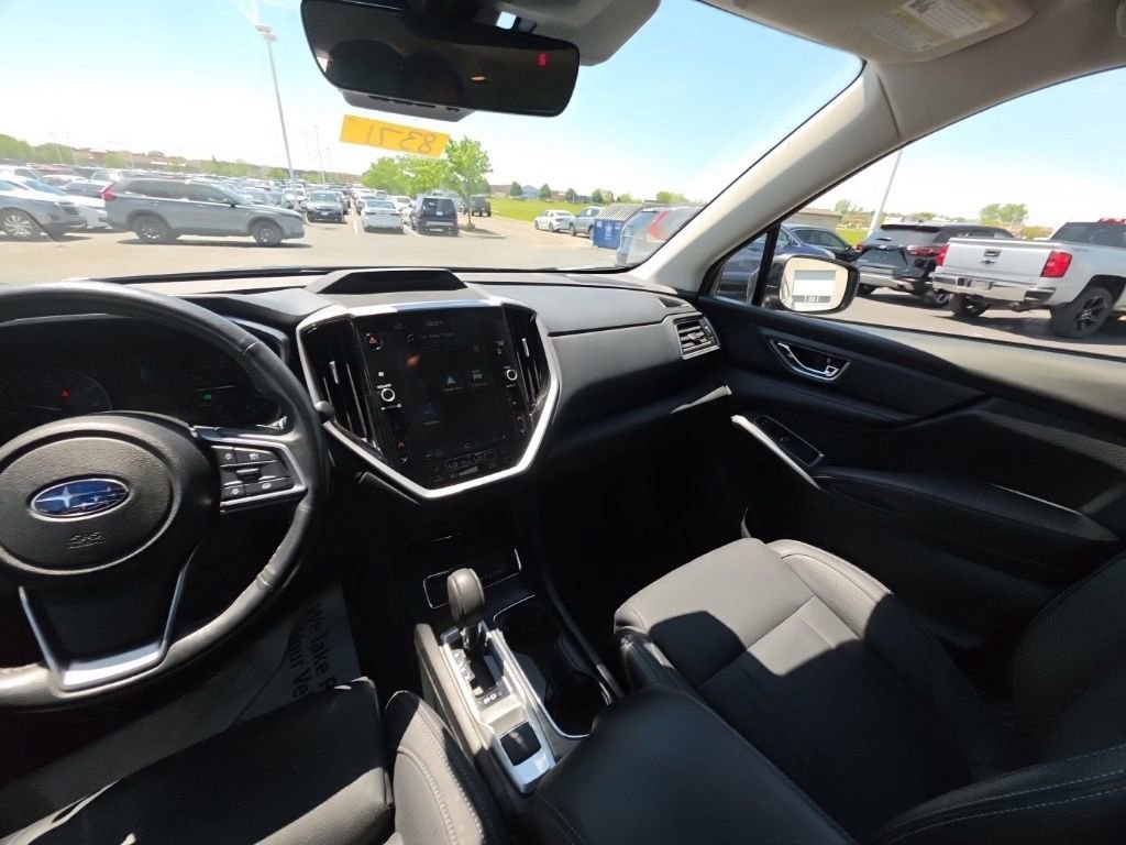 Used 2023 Subaru Ascent Limited AWD/4WD image 27