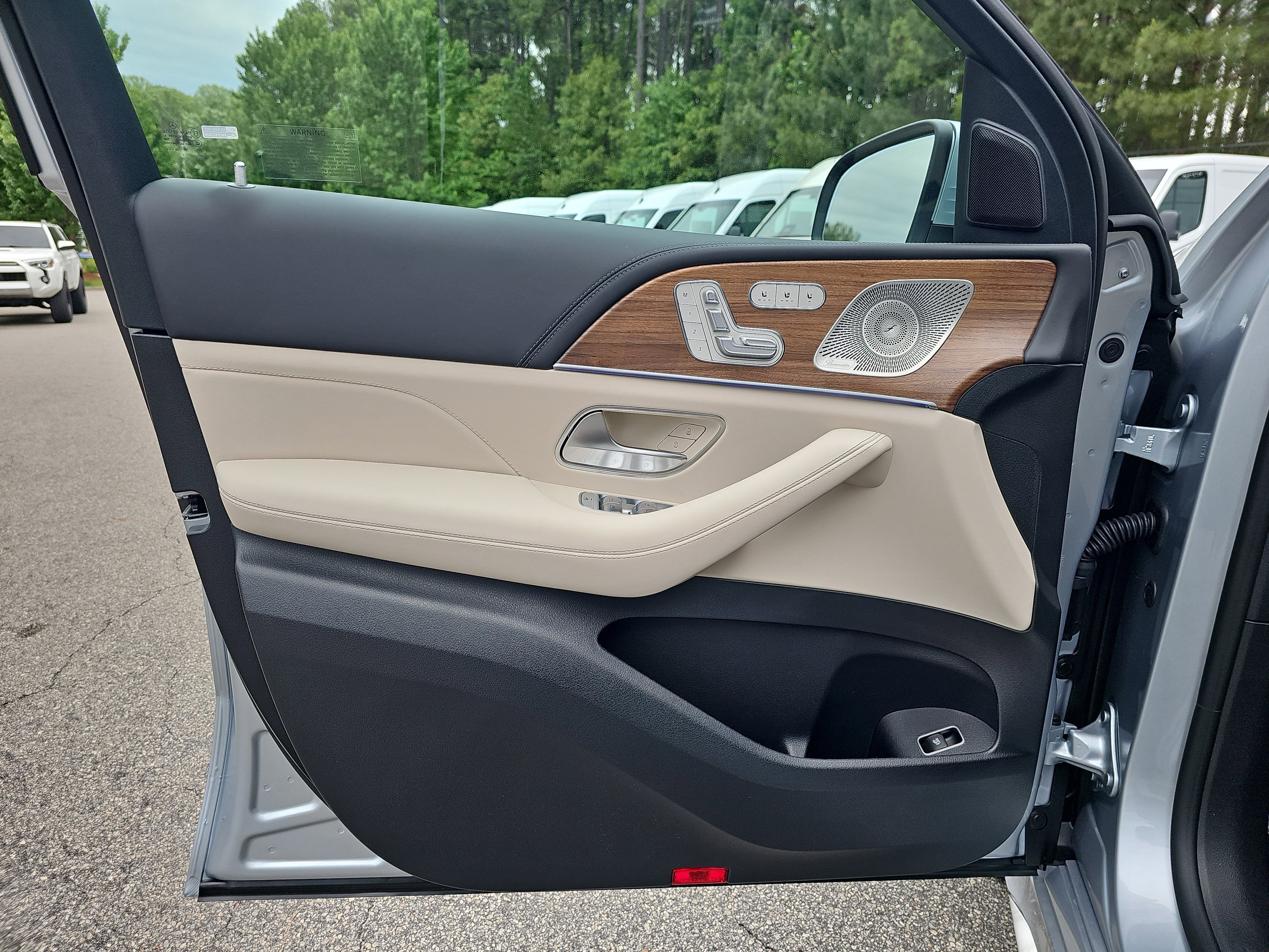 New 2026 Mercedes-Benz GLE 63 AMG S image 27