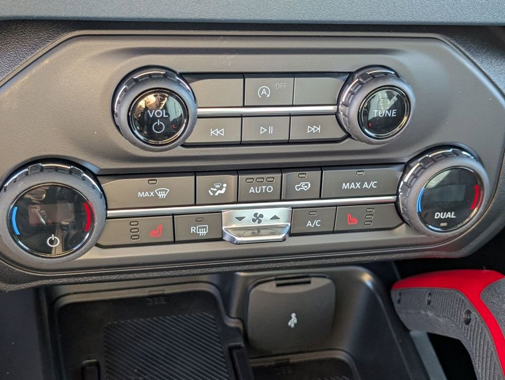 New 2026 Ford Bronco Heritage Edition image 35