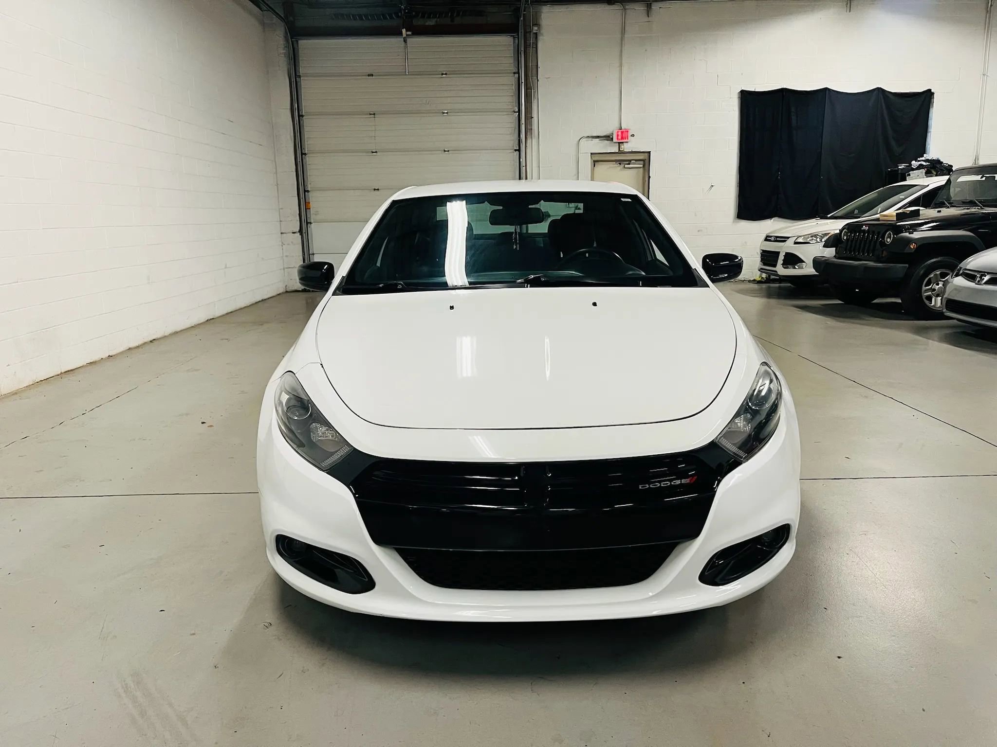 Used 2015 Dodge Dart SXT image 2