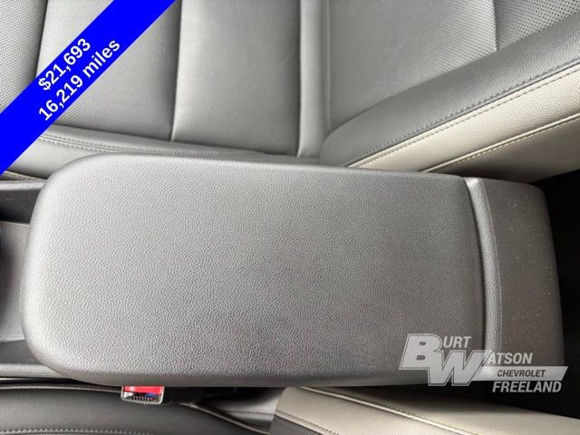 Used 2024 Chevrolet Trax ACTIV w/ Sunroof Package image 21