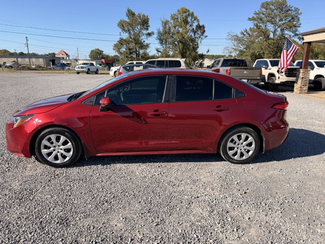 Used 2022 Toyota Corolla LE FWD image 4