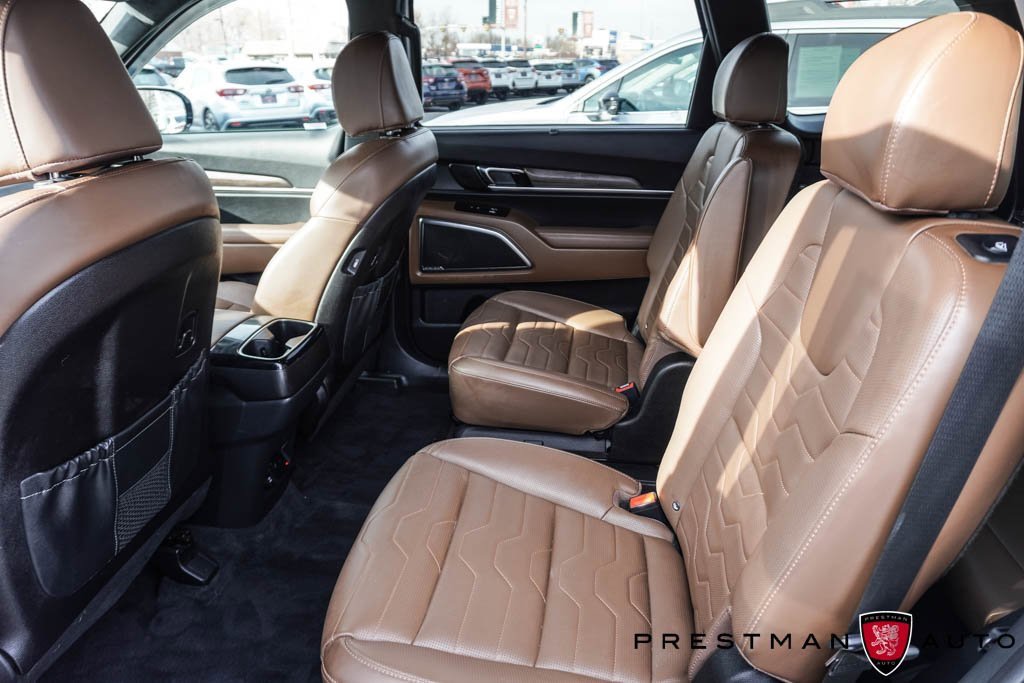 Used 2021 Kia Telluride SX w/ SX Prestige Package image 44