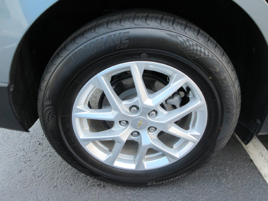 Certified 2024 Chevrolet Equinox LT AWD/4WD image 9
