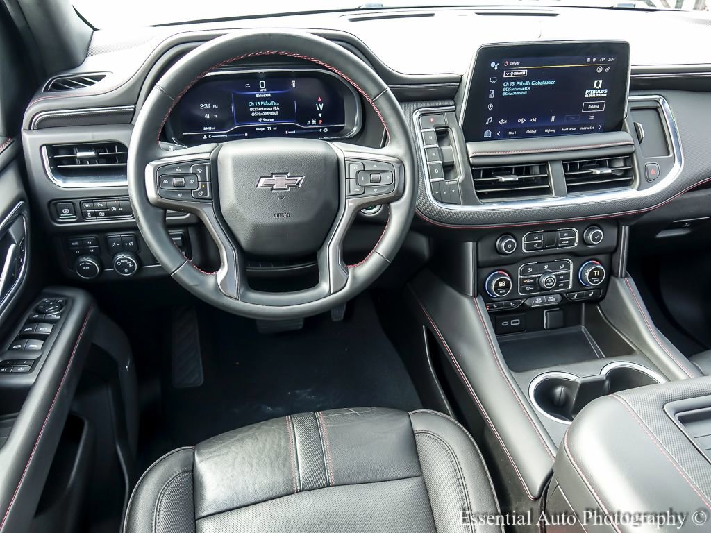 Used 2024 Chevrolet Suburban RST w/ Luxury Package image 20