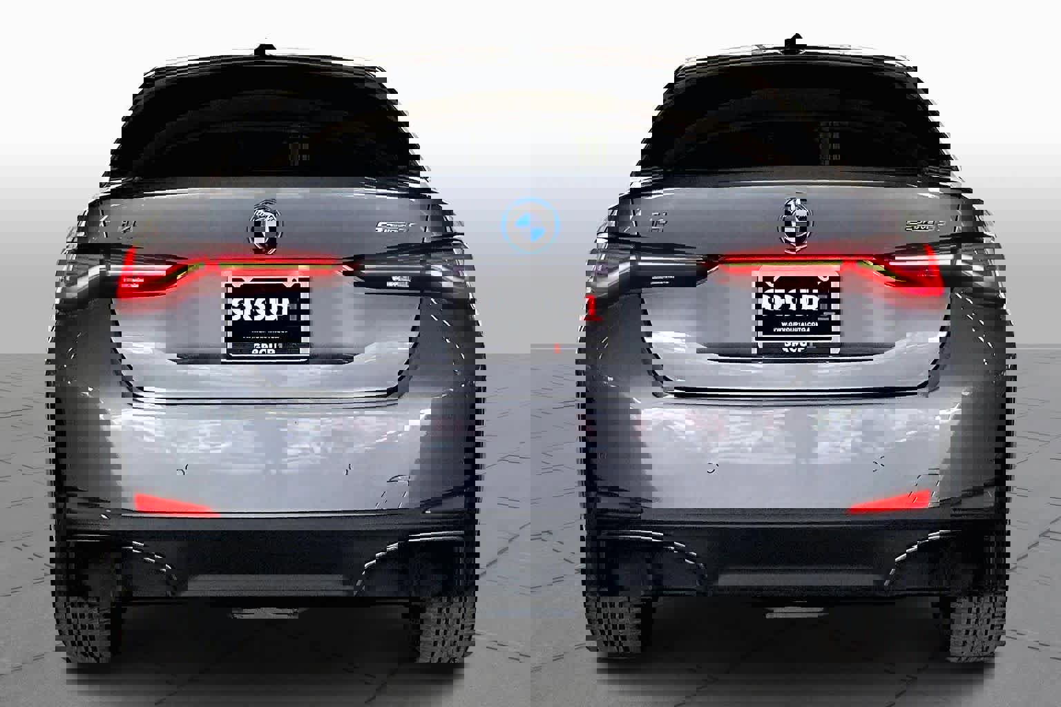 Used 2023 BMW i4 eDrive35 image 4