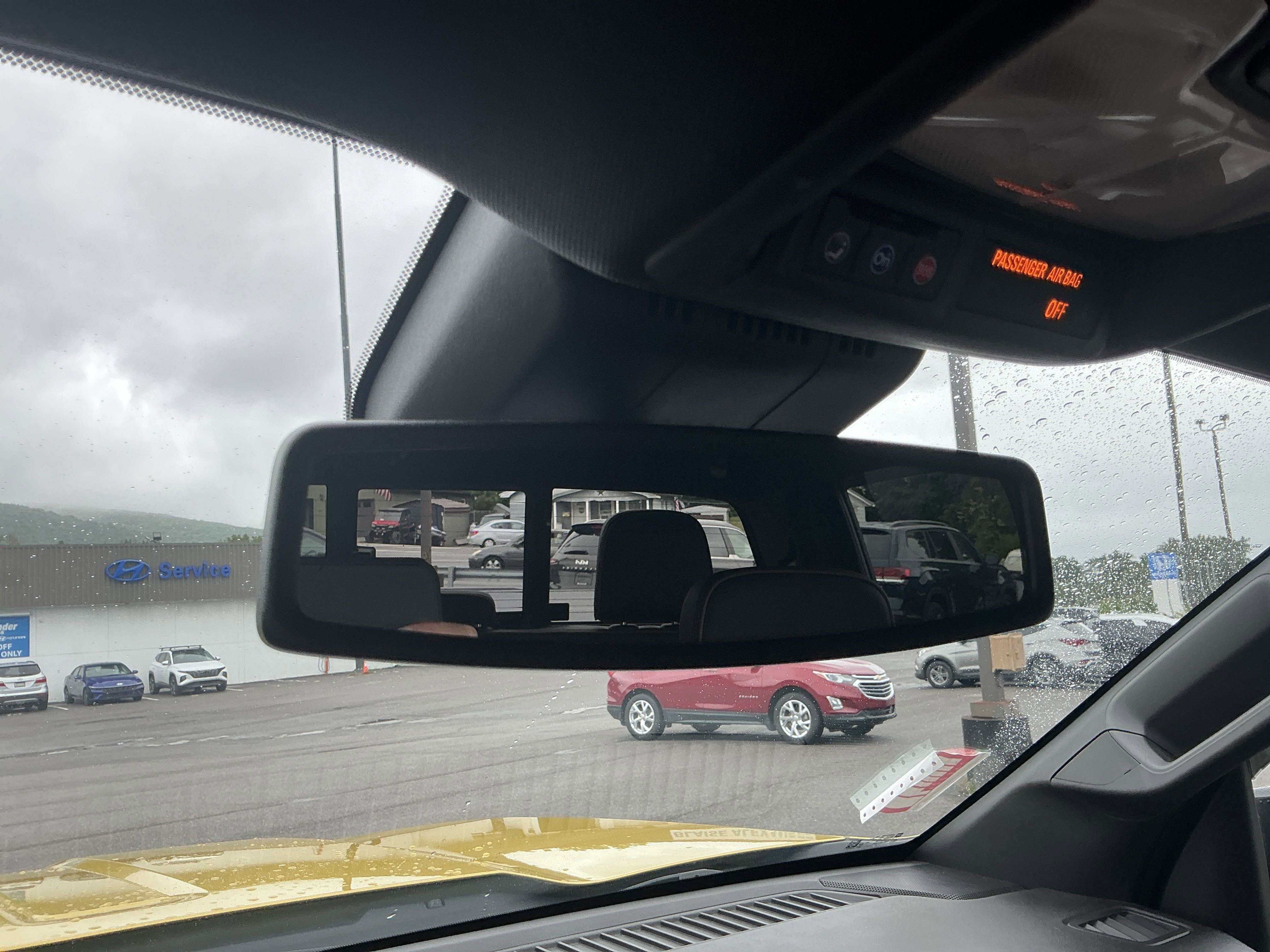 Used 2023 GMC Canyon AT4 w/ Technology Package image 27