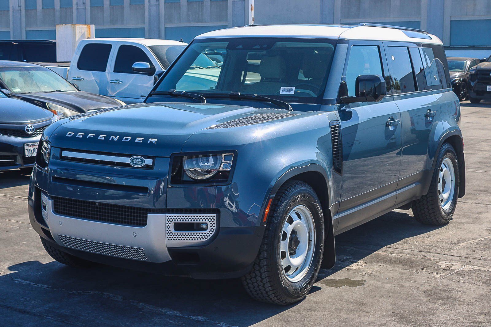 Used 2023 Land Rover Defender 110 S AWD/4WD image 3