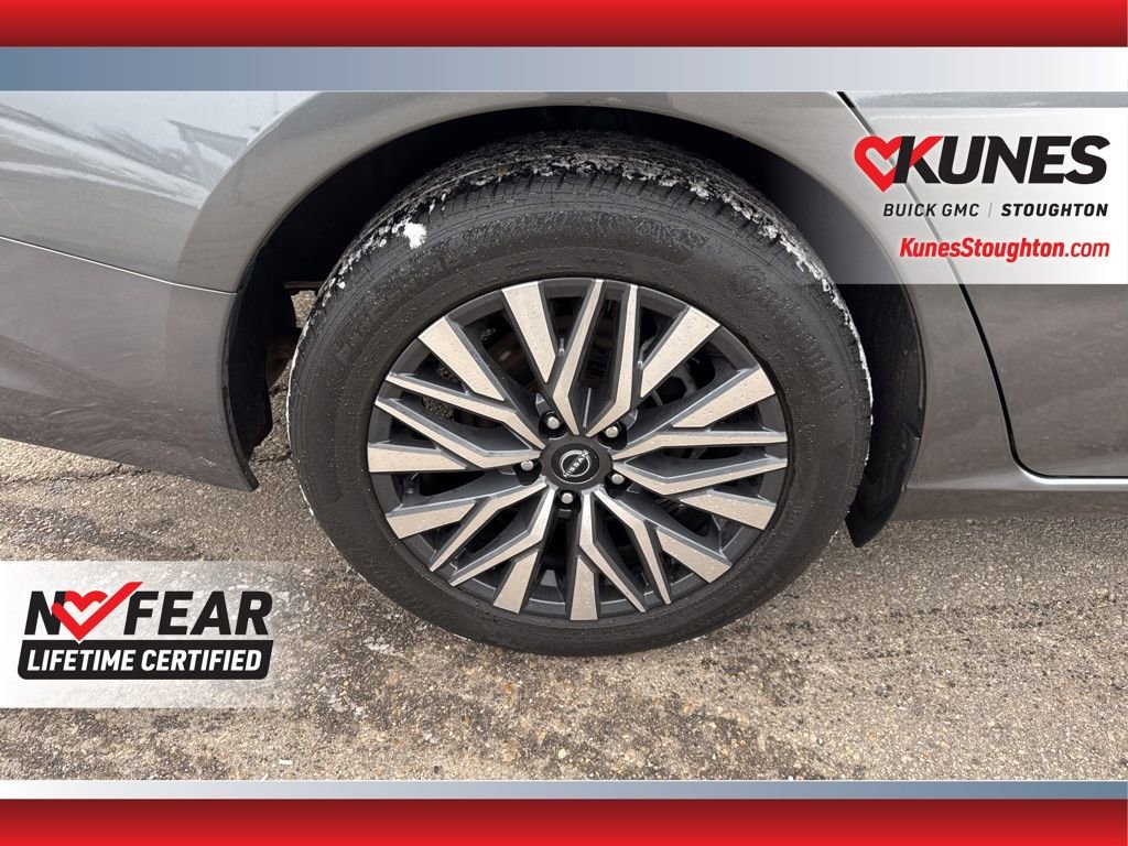 Used 2023 Nissan Altima 2.5 SV image 14