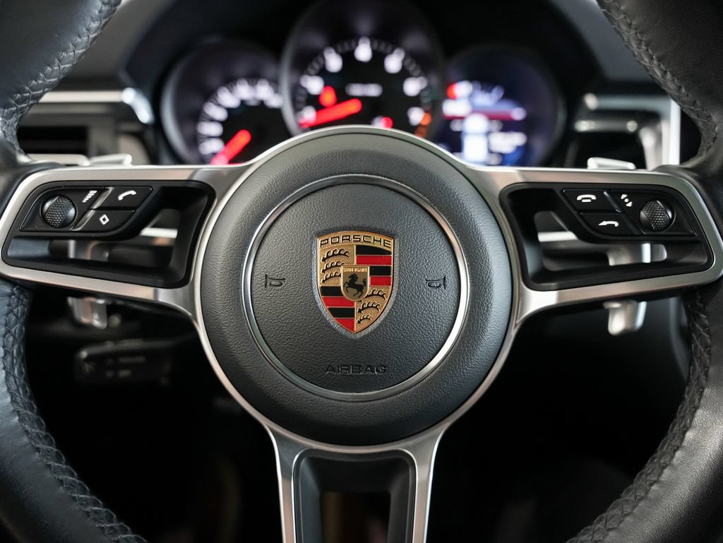 Used 2020 Porsche Macan AWD/4WD image 14