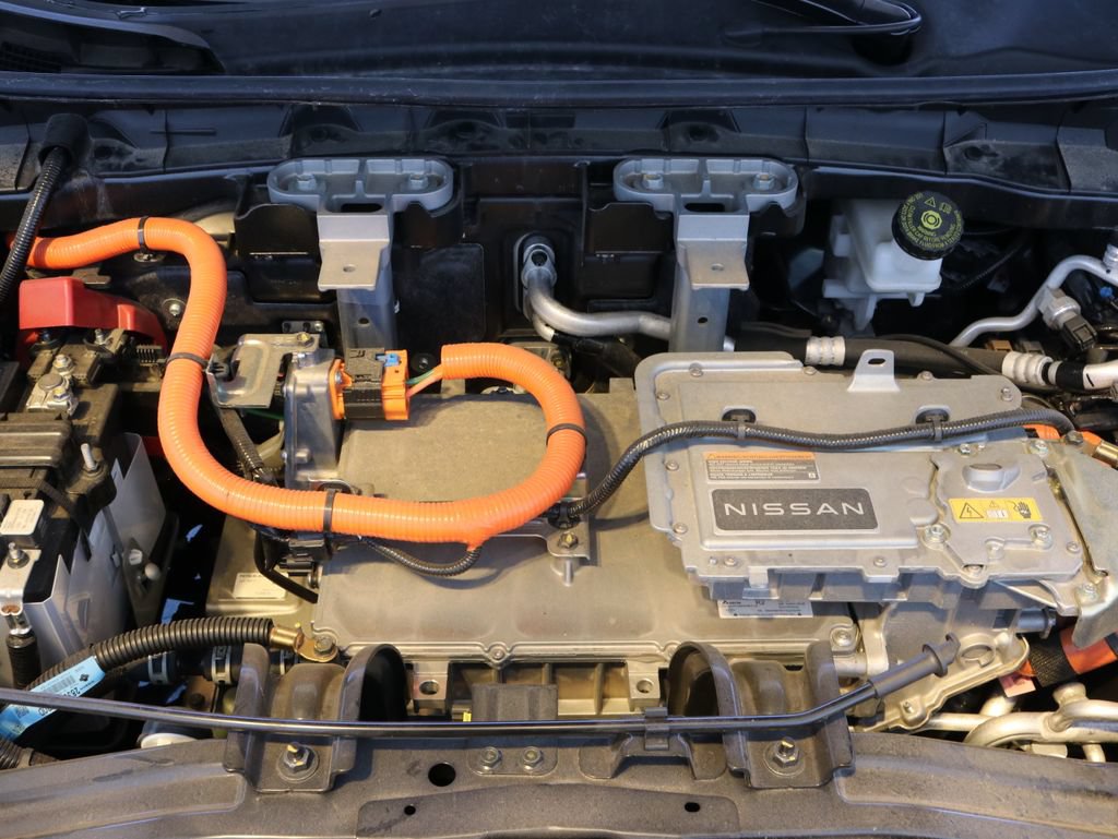 Used 2024 Nissan Ariya AWD image 51