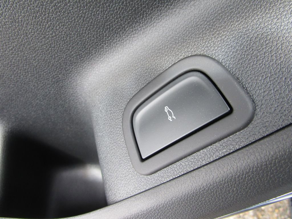 New 2026 GMC Acadia Elevation w/ Elevation Premium Package image 23