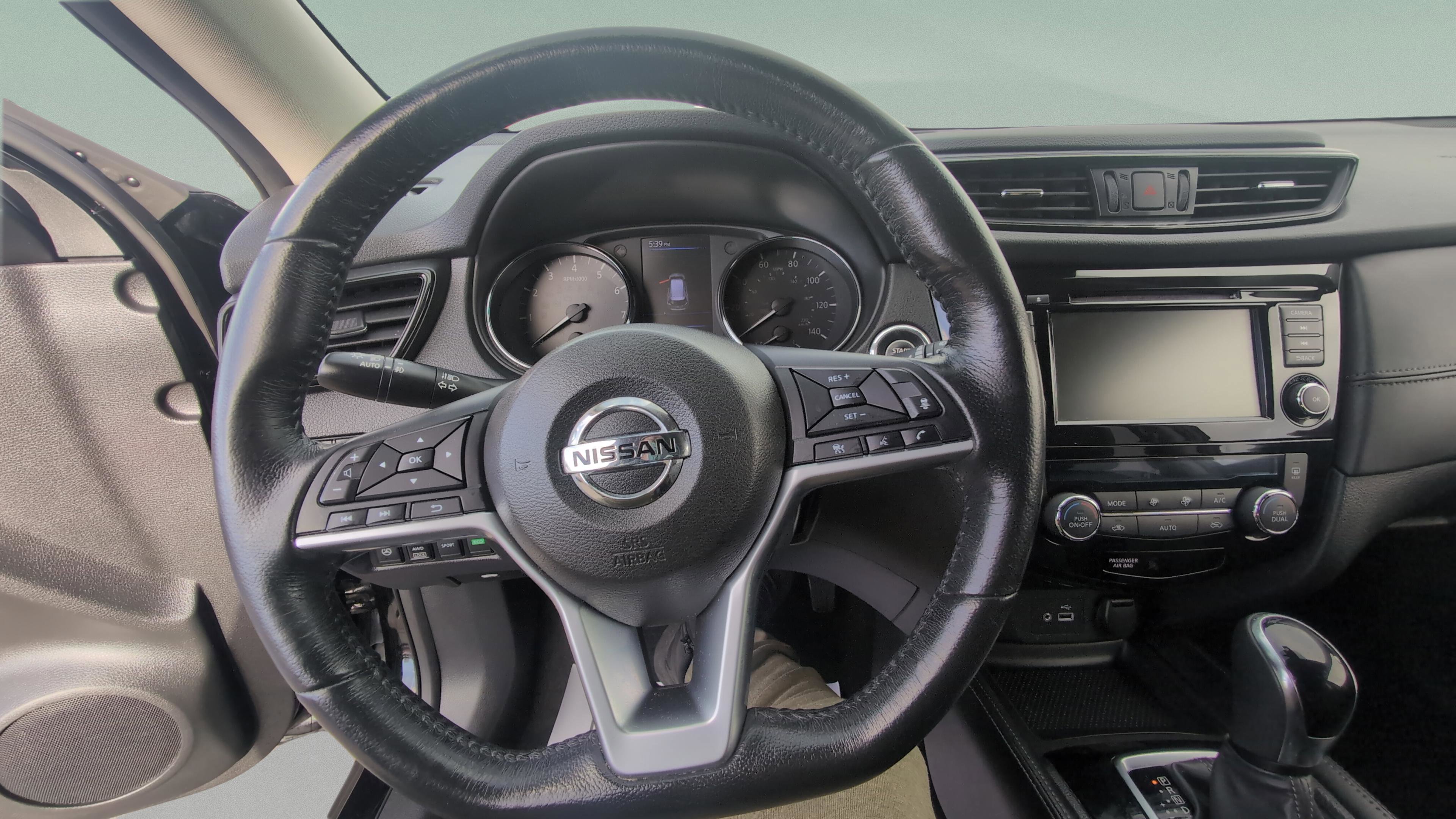 Used 2018 Nissan Rogue SL AWD/4WD image 9