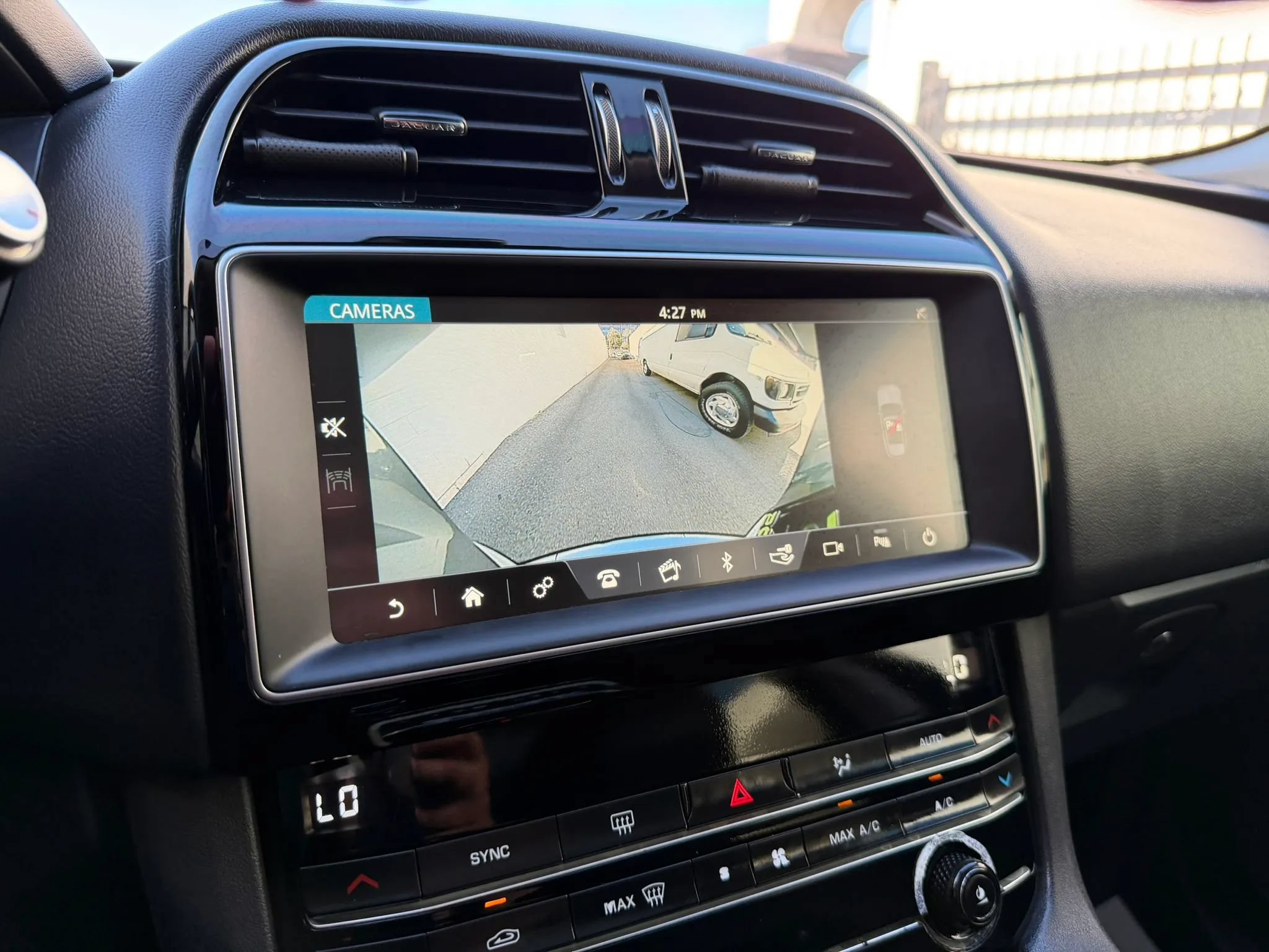 Used 2020 Jaguar F-PACE Premium AWD/4WD image 20