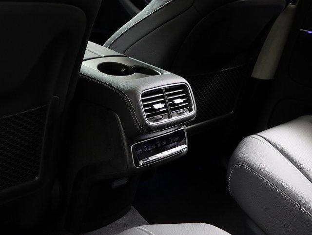 Certified 2026 Mercedes-Benz GLS 450 4MATIC image 17