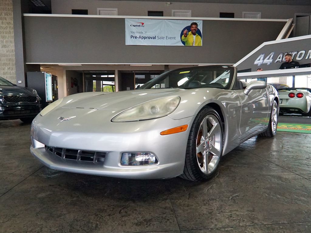 Used 2007 Chevrolet Corvette Convertible w/ Preferred Equipment Group RWD image 6