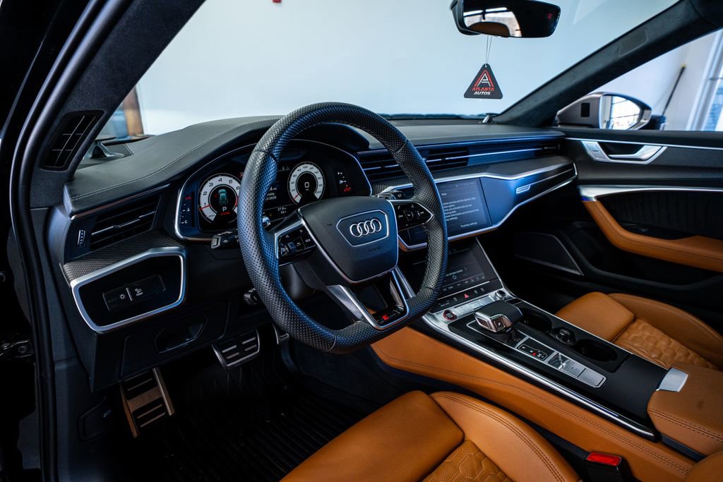 Used 2024 Audi RS 6 performance image 35
