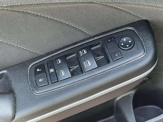 Used 2023 Dodge Charger SXT RWD image 17