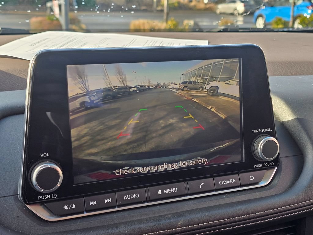 Used 2023 Nissan Rogue SV AWD/4WD image 23