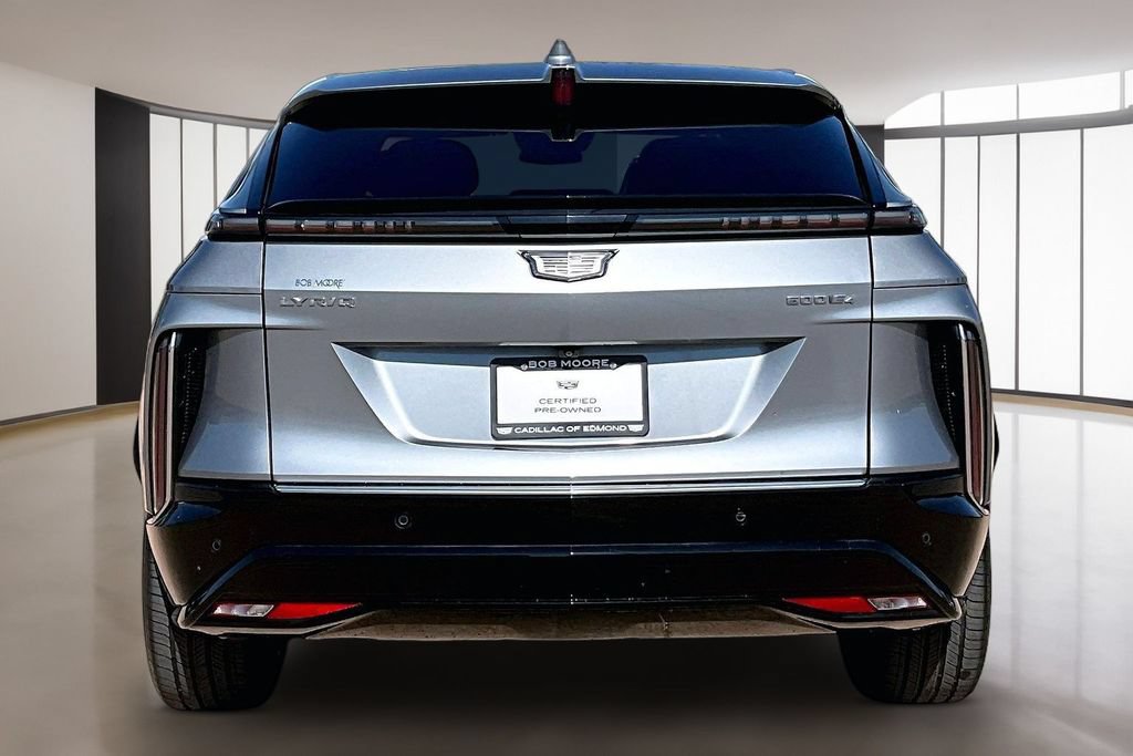 Used 2024 Cadillac Lyriq Luxury AWD/4WD image 4