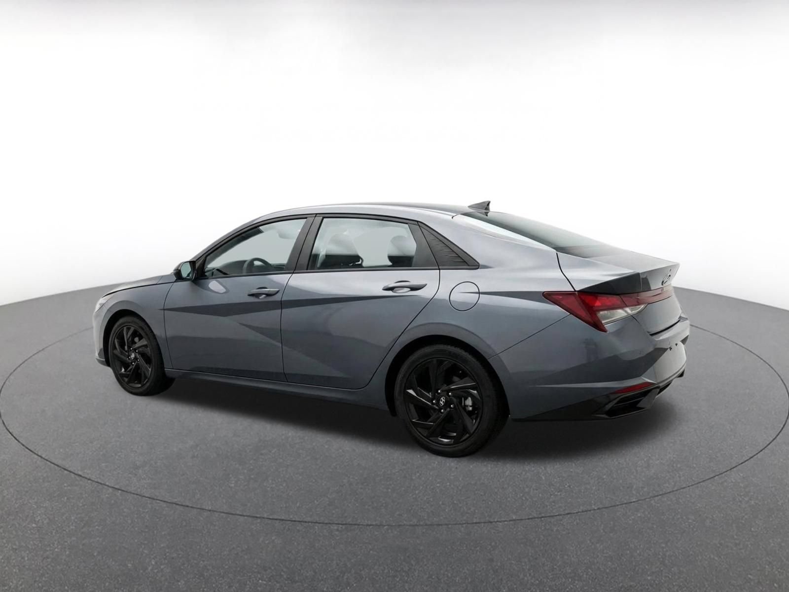 Used 2026 Hyundai Elantra Sport FWD image 6