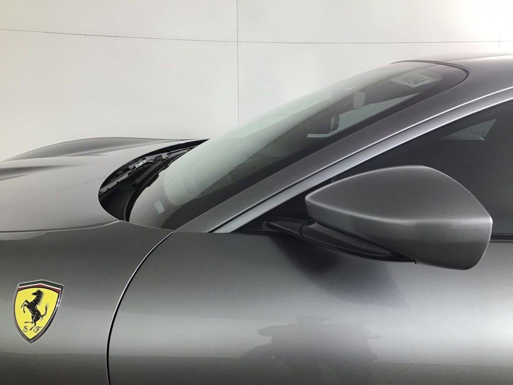 Used 2022 Ferrari Roma image 18