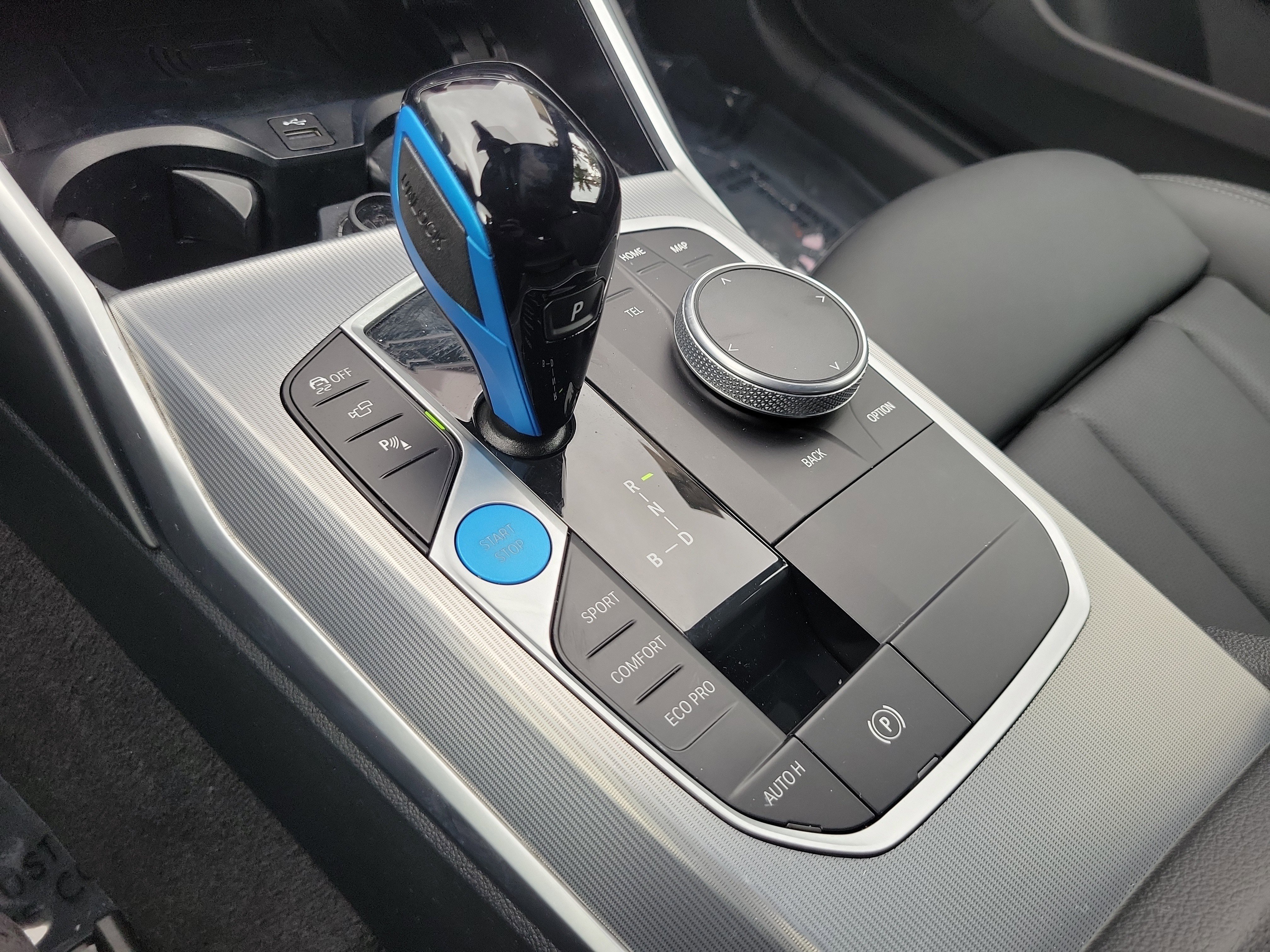 Certified 2023 BMW i4 eDrive35 w/ Parking Assistance Package image 31