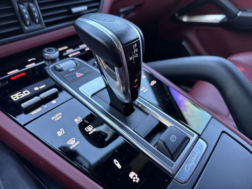 Used 2021 Porsche Cayenne Turbo image 24