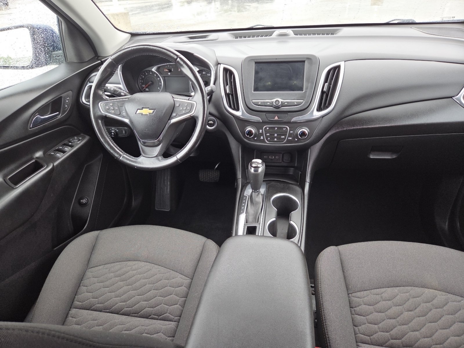 Used 2020 Chevrolet Equinox LT FWD image 22