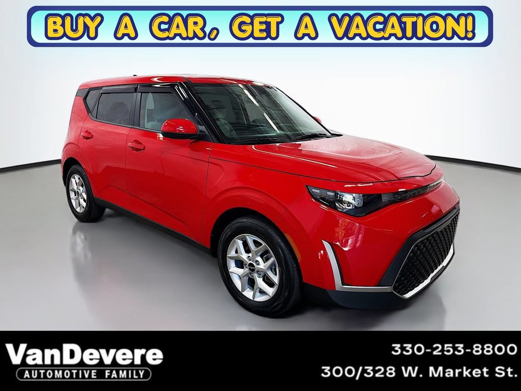 Used 2024 Kia Soul LX w/ Option Group 015 FWD image 1
