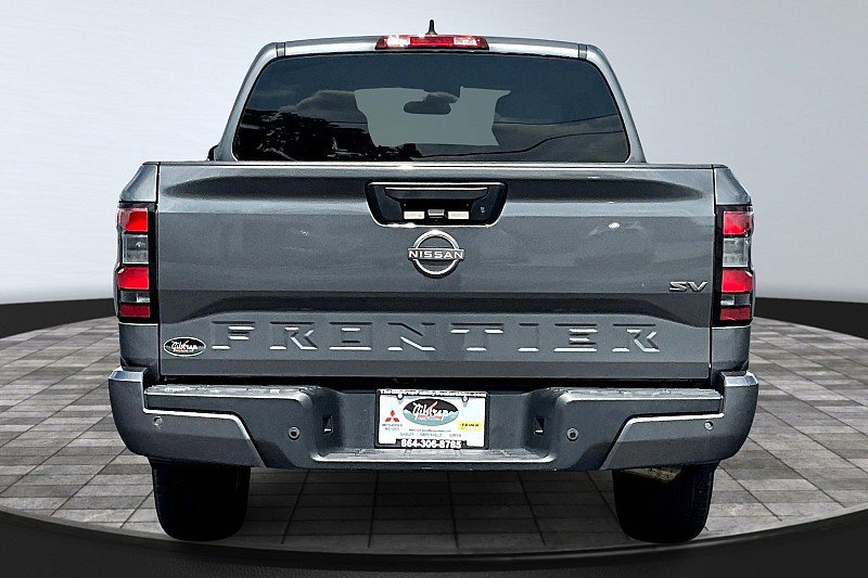 Used 2022 Nissan Frontier SV w/ Technology Package image 5